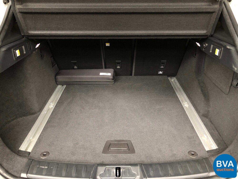 Jaguar F-Pace 20d Portfolio R-Sport 180pk 2016 -Original NL-, KR-430-X.