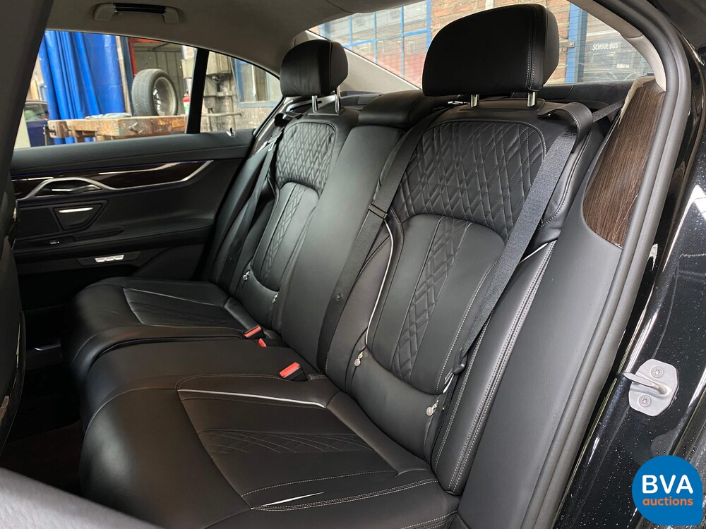 BMW 7-series 730d Shadow-Line High Executive INNOVATION 2016 Facelift 265hp, NN-926-B.