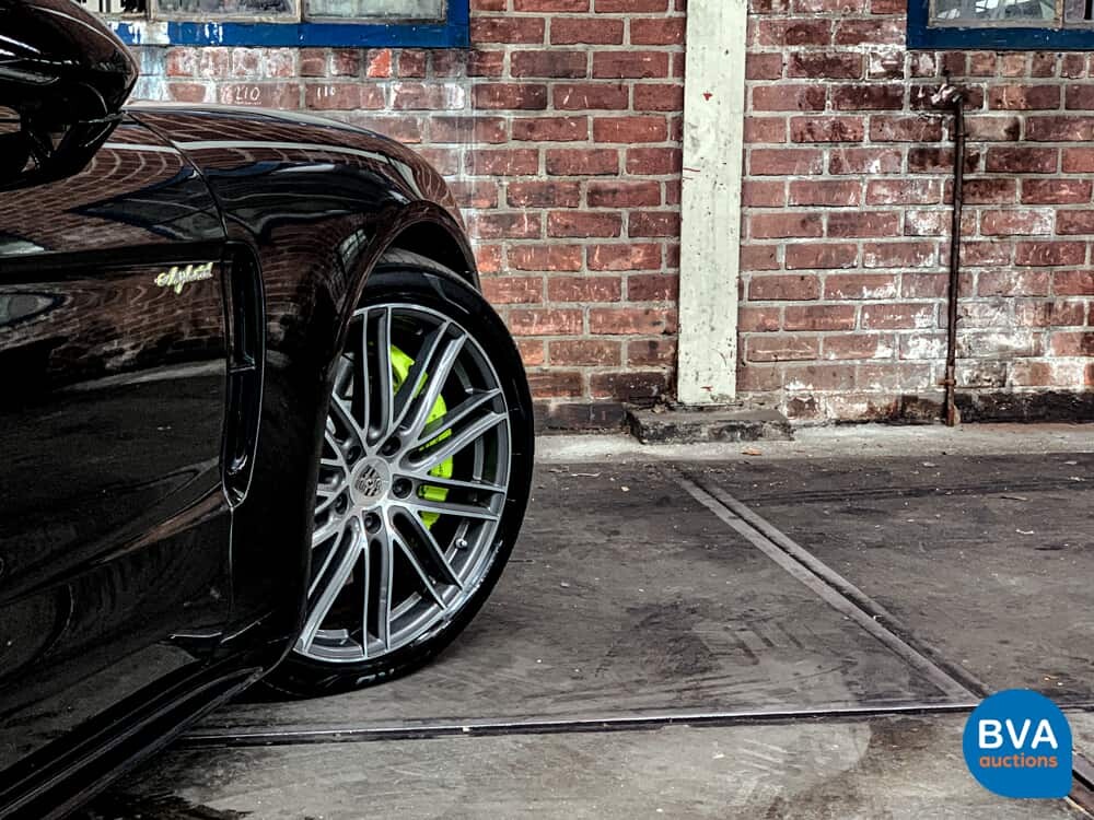 Porsche Panamera 2.9 V6 Bi-Turbo Plug-In Hybrid PDK 462pk Sport-Chrono 2018.