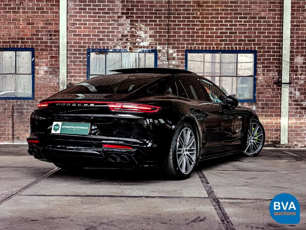 Porsche Panamera 2.9 V6 Bi-Turbo Plug-In Hybrid PDK 462pk Sport-Chrono 2018.