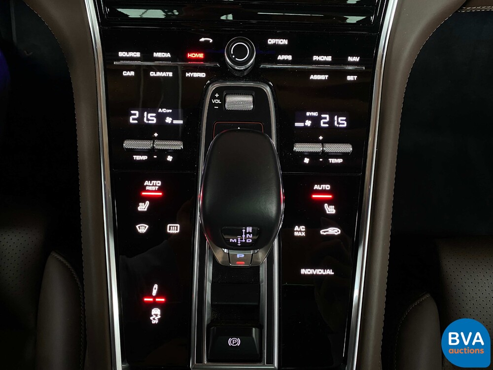 Porsche Panamera 2.9 V6 Bi-Turbo Plug-In Hybrid PDK 462pk Sport-Chrono 2018.