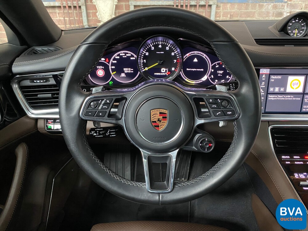 Porsche Panamera 2.9 V6 Bi-Turbo Plug-In Hybrid PDK 462pk Sport-Chrono 2018.