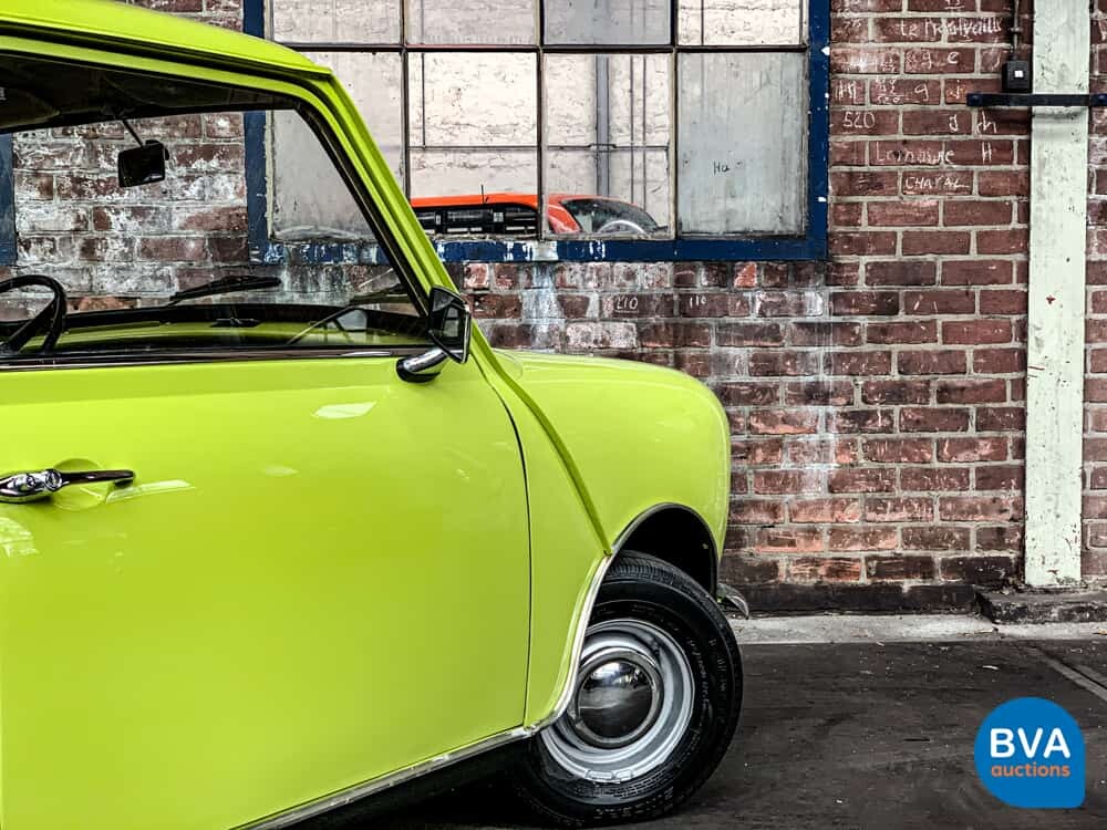 Austin Mini 1000 Super de Luxe 1975 -Original NL-, 16-FJ-17.