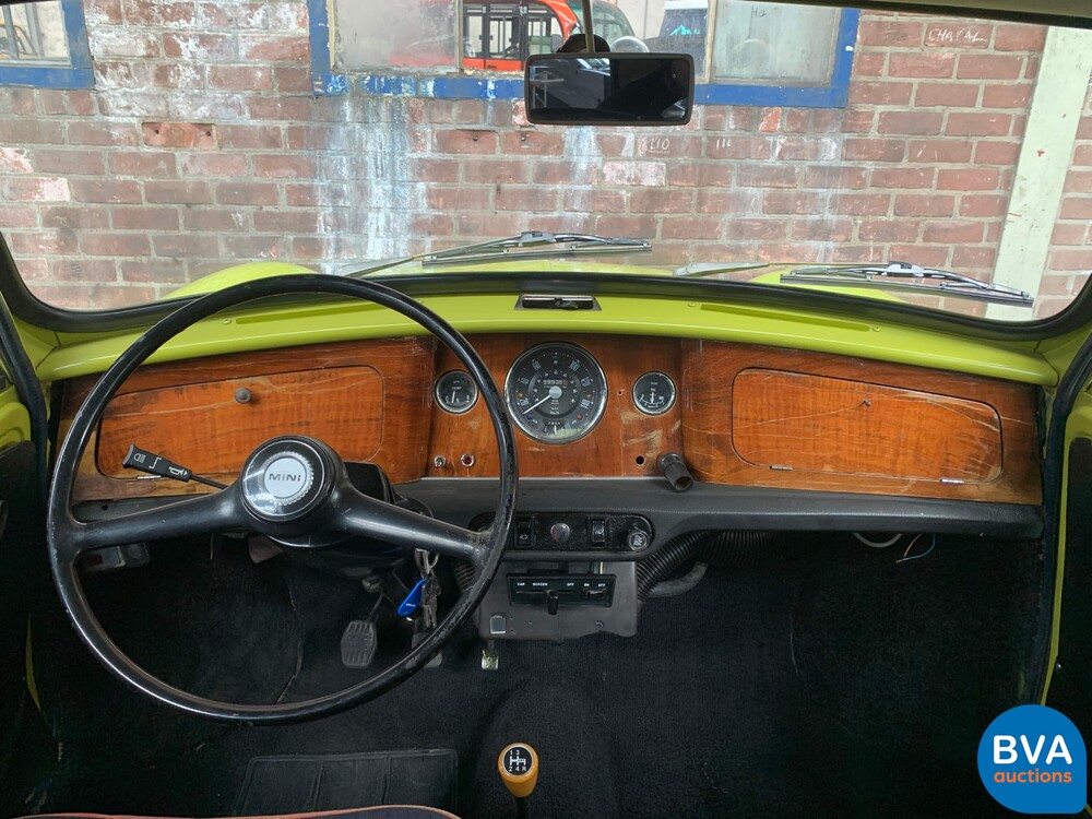 Austin Mini 1000 Super de Luxe 1975 -Original NL-, 16-FJ-17.
