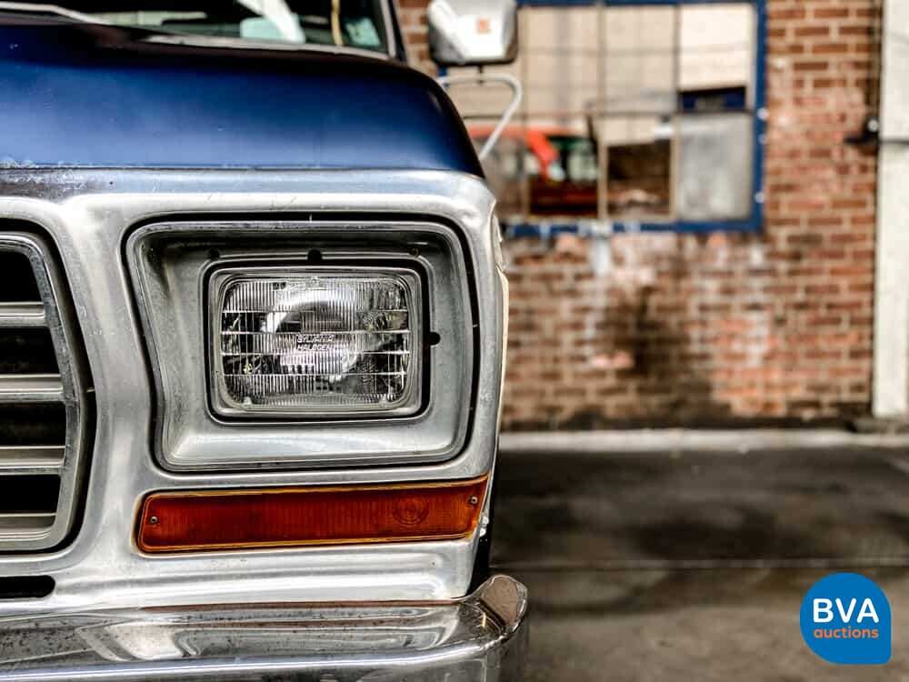 Ford Bronco Ranger 5.8 V8 XLT 4WD 1980, 51-TZ-SR