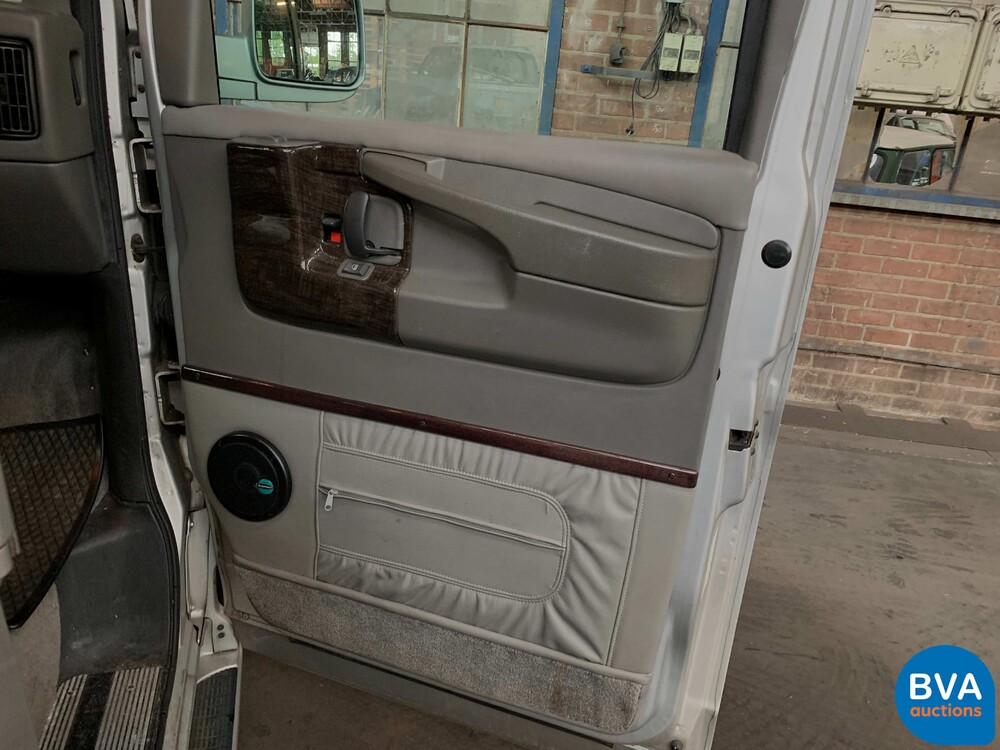 Chevrolet Express Explorer Camper Van 273pk 2003, 91-BS-JK