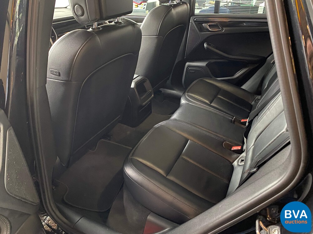 Porsche Macan 3.0 DS 258 PS 2015, SP-091-H.