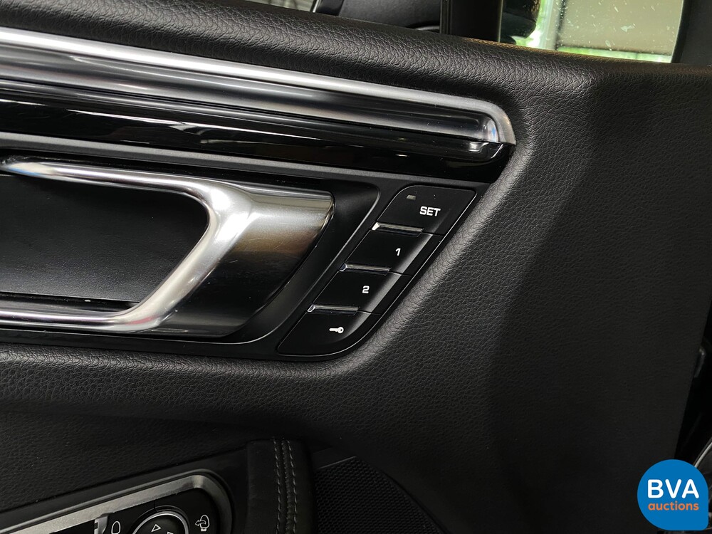 Porsche Macan 3.0 DS 258 PS 2015, SP-091-H.