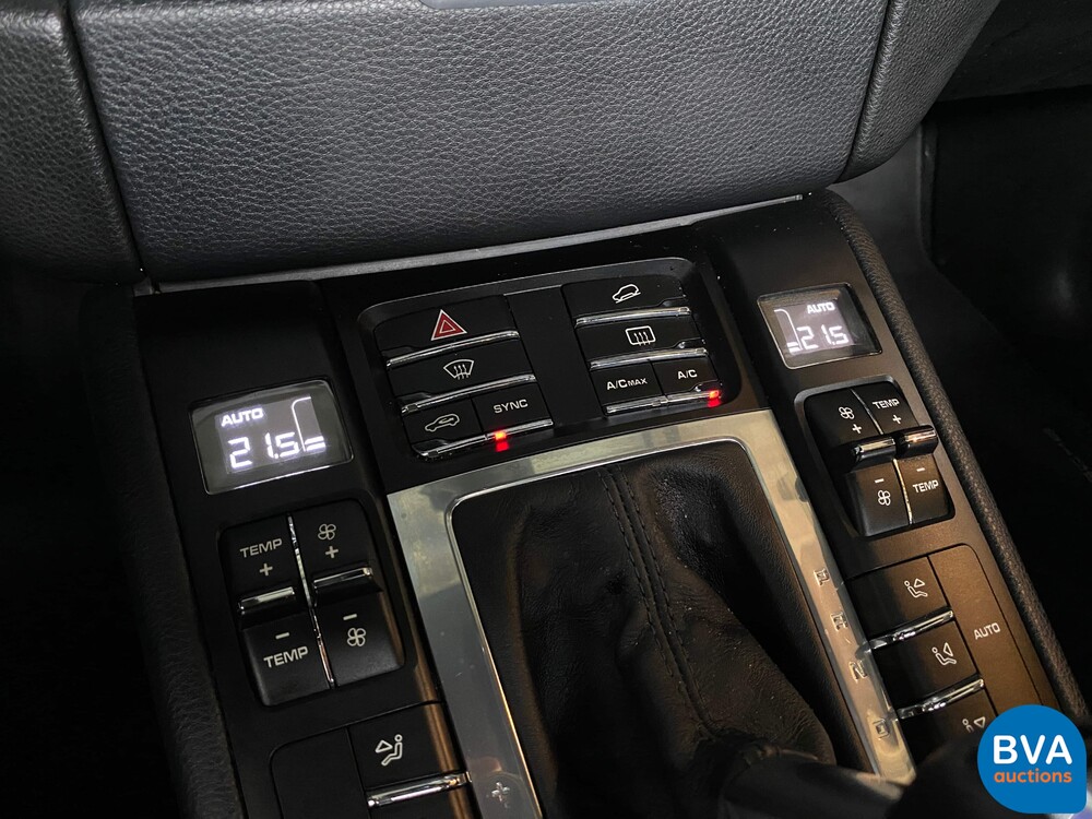 Porsche Macan 3.0 DS 258 PS 2015, SP-091-H.