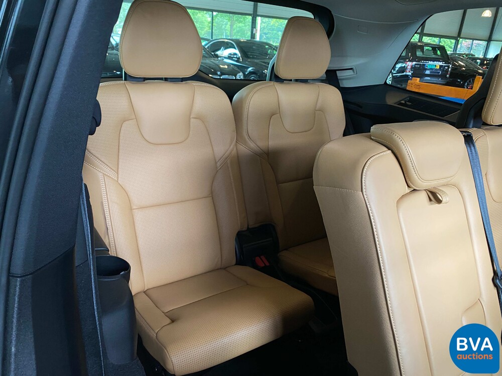 Volvo XC90 T8 Plug-In Hybrid TwinEngine AWD Beschriftung 408pk 2015 ORG-NL 7-PERS, HN-459-D.