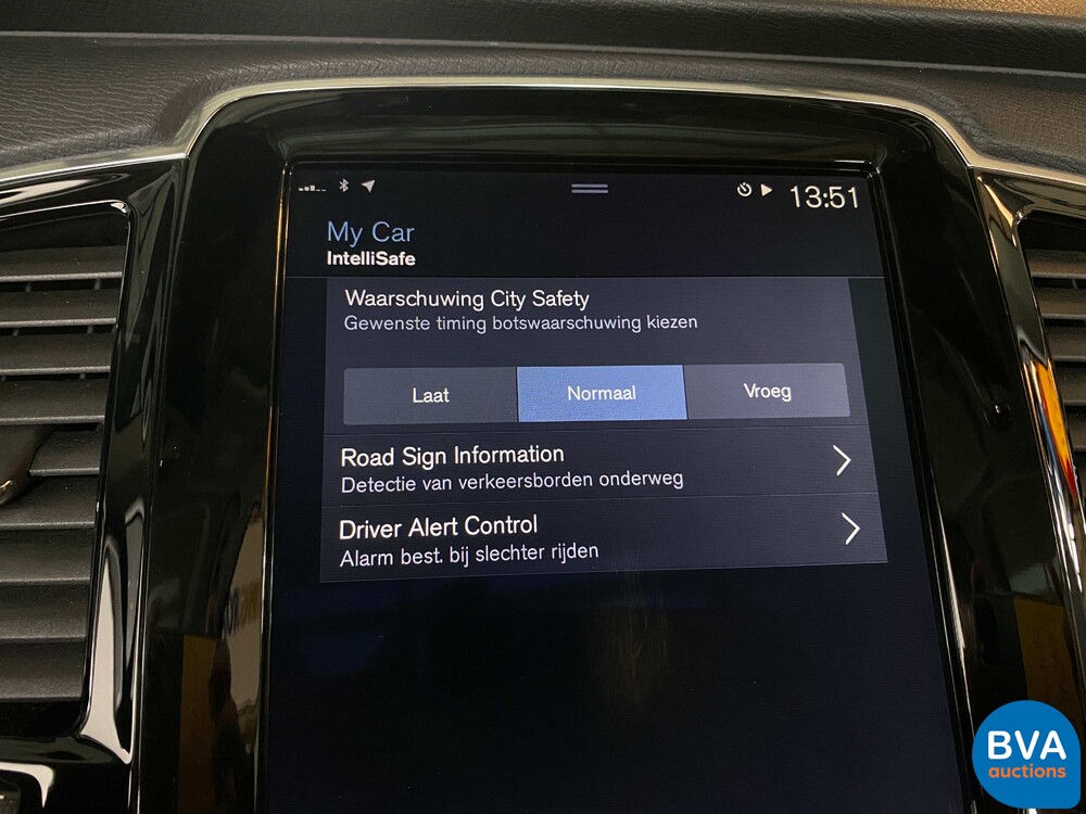 Volvo XC90 T8 Plug-In Hybrid TwinEngine AWD Beschriftung 408pk 2015 ORG-NL 7-PERS, HN-459-D.