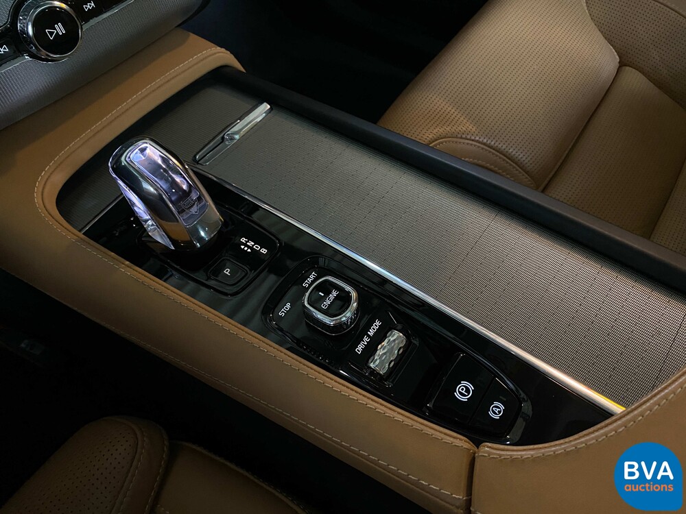 Volvo XC90 T8 Plug-In Hybrid TwinEngine AWD Beschriftung 408pk 2015 ORG-NL 7-PERS, HN-459-D.