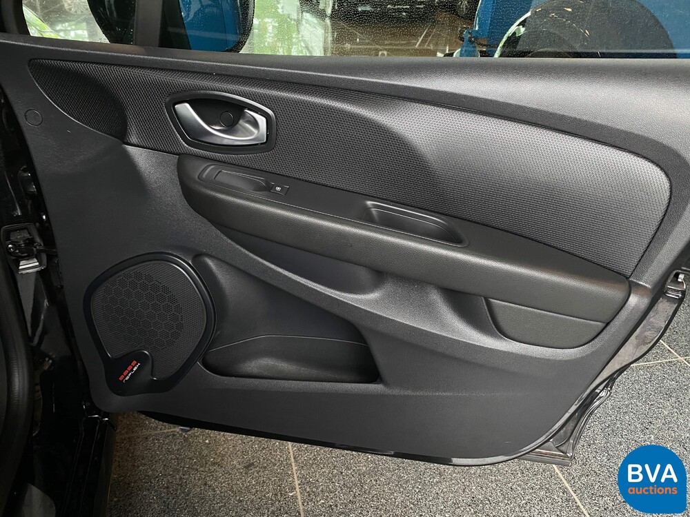 Renault Clio RS1.6 Turbo 200 PS 2017, L-586-NL.