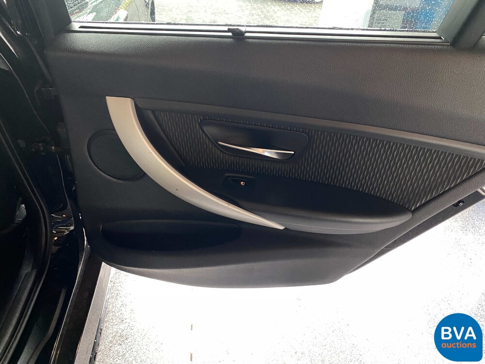 BMW 320i M-Sport M-Performance High Executive 3er 184PS 2012 -Org. NL-, 11-XHT-3.