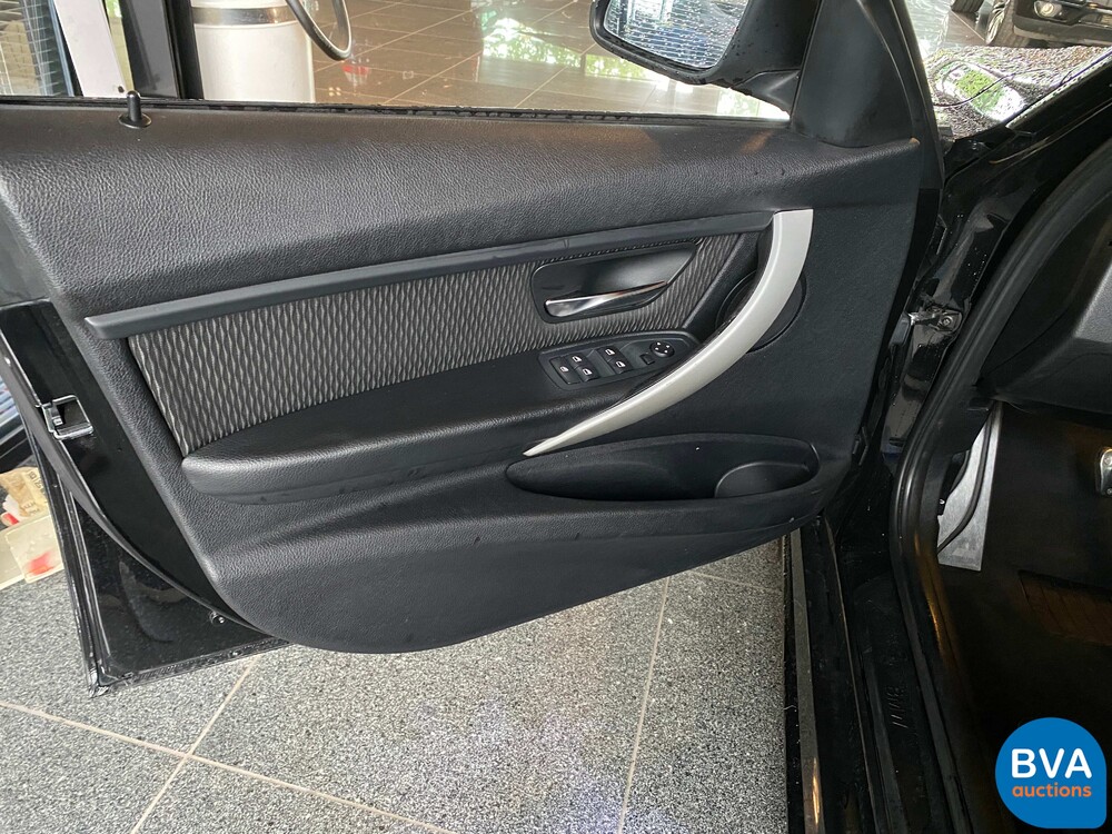 BMW 320i M-Sport M-Performance High Executive 3er 184PS 2012 -Org. NL-, 11-XHT-3.