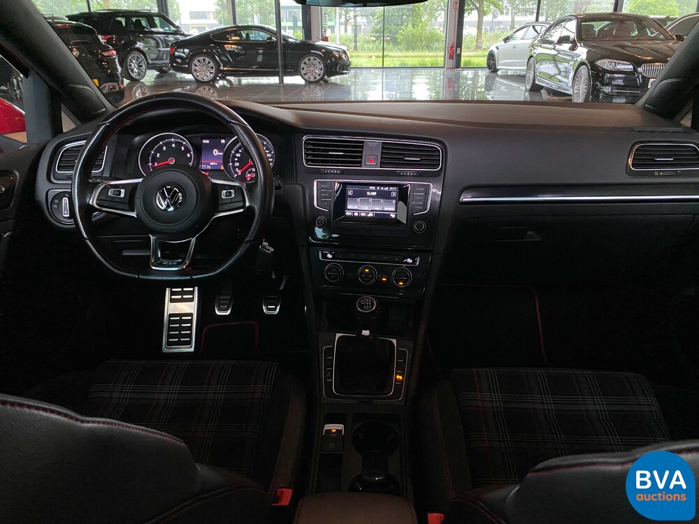 Volkswagen Golf 7 GTI 2.0 220 PS Handbuch 2017 Leistung, RN-297-G.