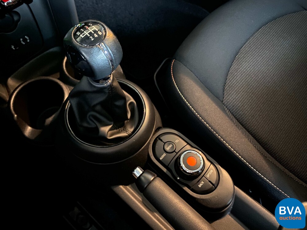 Mini Cooper Ernsthaftes Geschäft 1.5 136 PS 2015, KP-017-H.