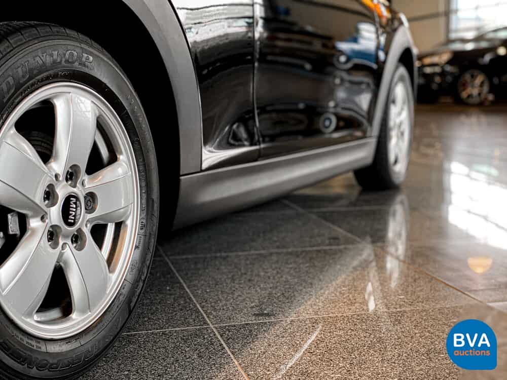 Mini Cooper Ernsthaftes Geschäft 1.5 136 PS 2015, KP-017-H.