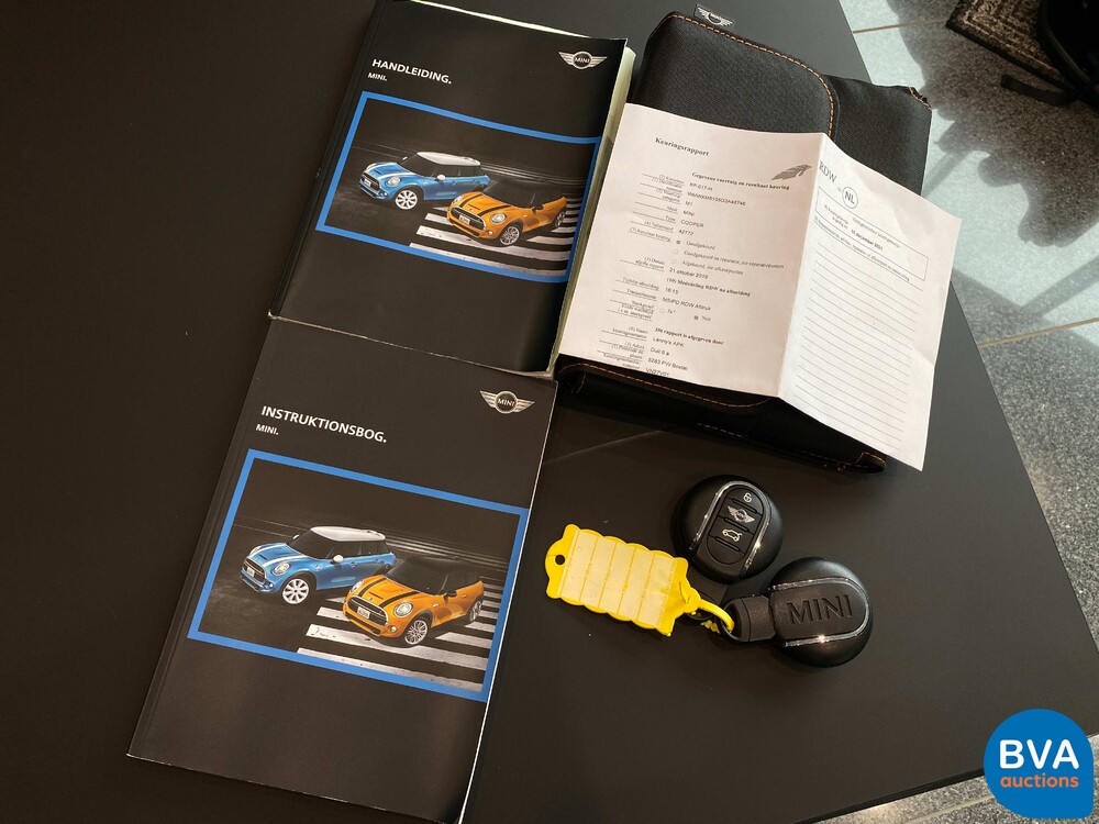Mini Cooper Ernsthaftes Geschäft 1.5 136 PS 2015, KP-017-H.