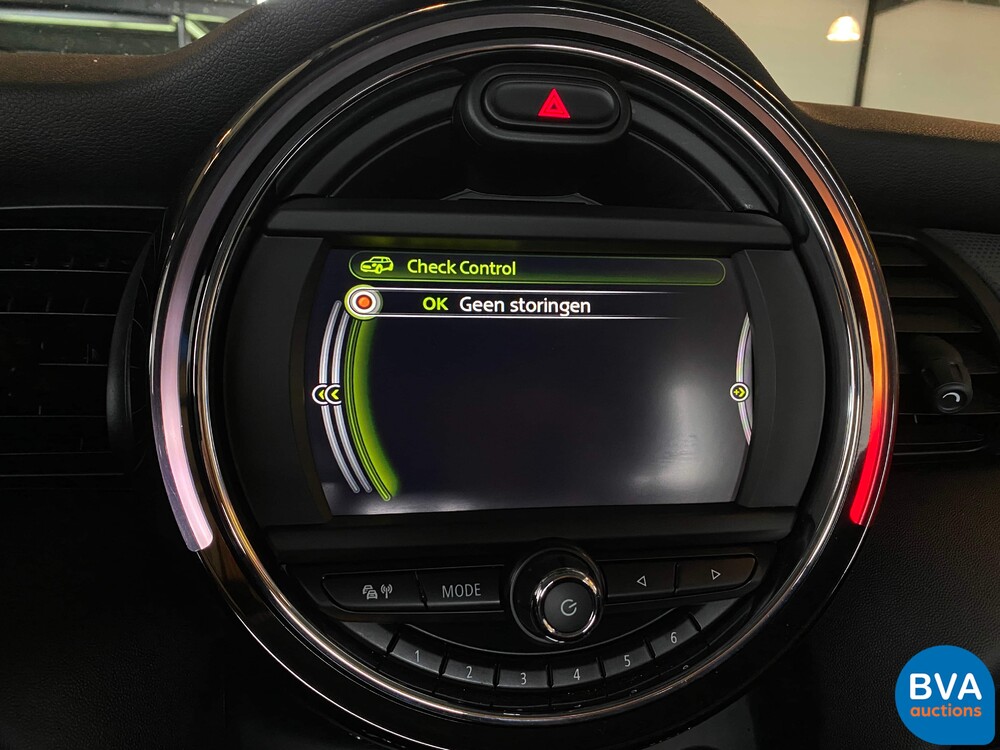 Mini Cooper Ernsthaftes Geschäft 1.5 136 PS 2015, KP-017-H.