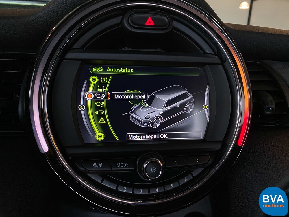 Mini Cooper Ernsthaftes Geschäft 1.5 136 PS 2015, KP-017-H.