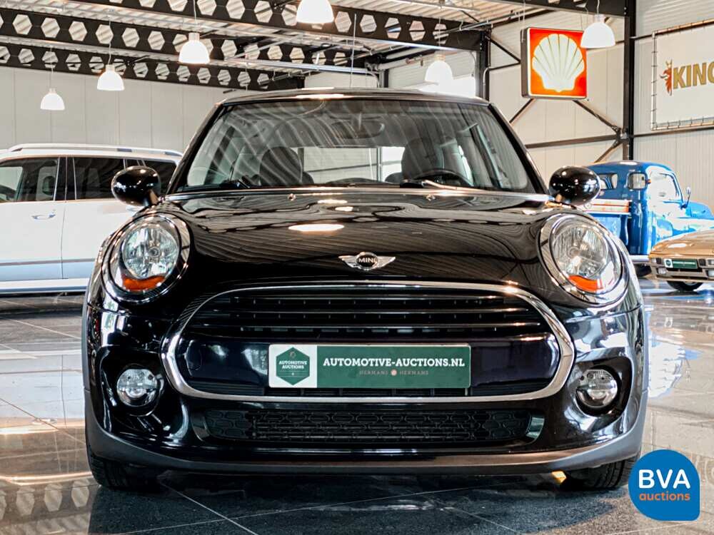 Mini Cooper Ernsthaftes Geschäft 1.5 136 PS 2015, KP-017-H.