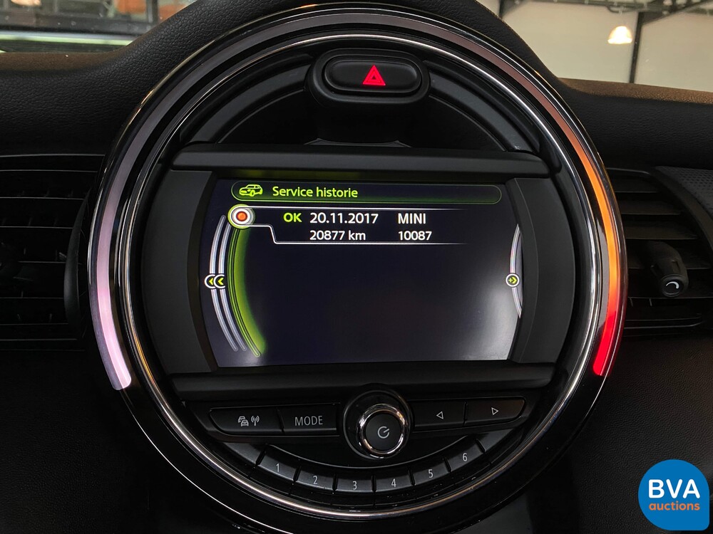 Mini Cooper Ernsthaftes Geschäft 1.5 136 PS 2015, KP-017-H.