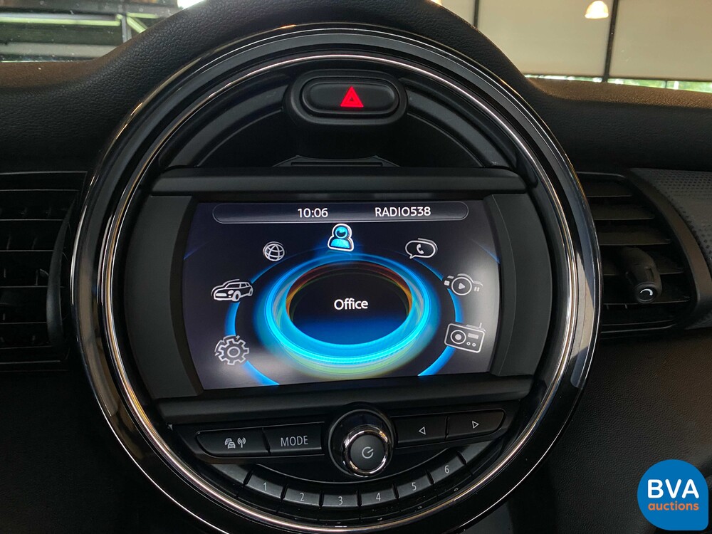 Mini Cooper Ernsthaftes Geschäft 1.5 136 PS 2015, KP-017-H.