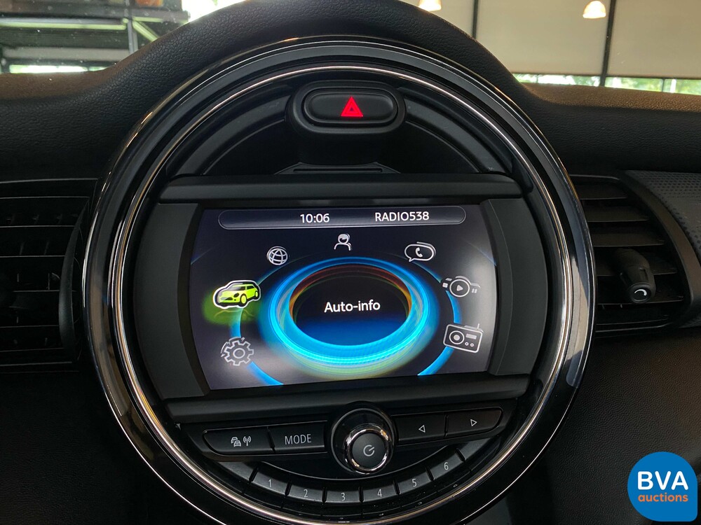 Mini Cooper Ernsthaftes Geschäft 1.5 136 PS 2015, KP-017-H.