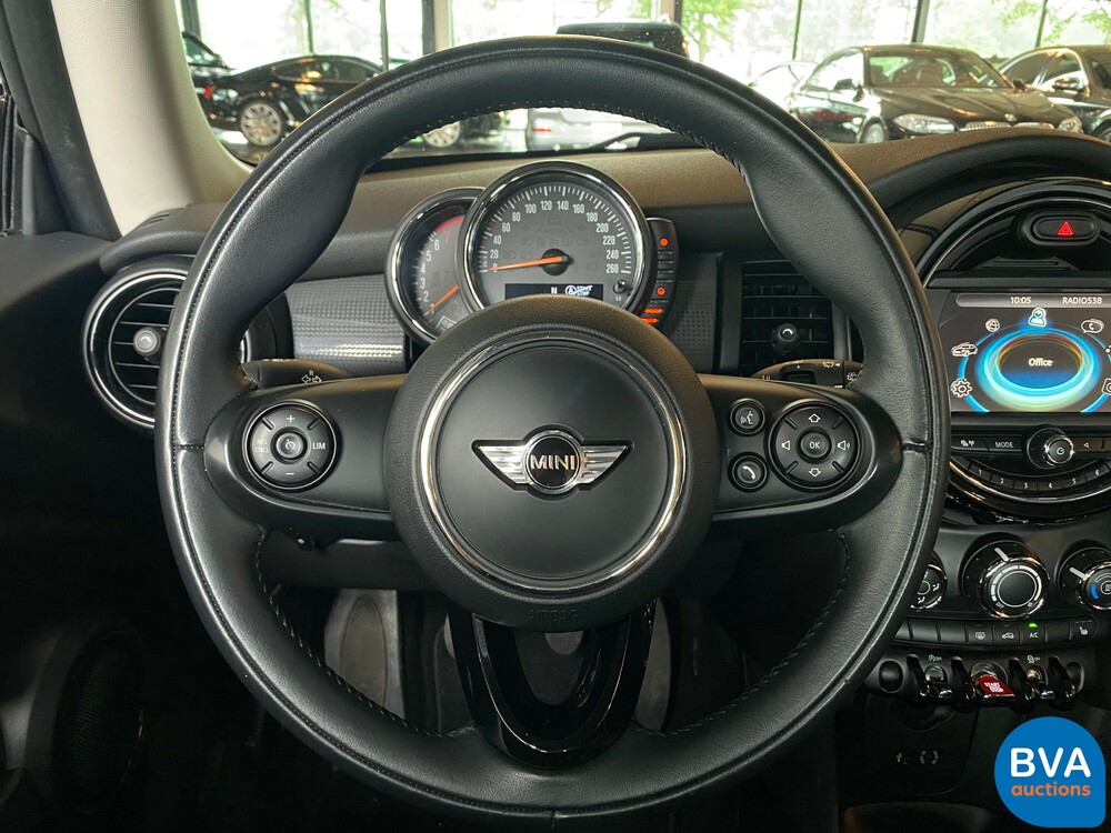 Mini Cooper Ernsthaftes Geschäft 1.5 136 PS 2015, KP-017-H.