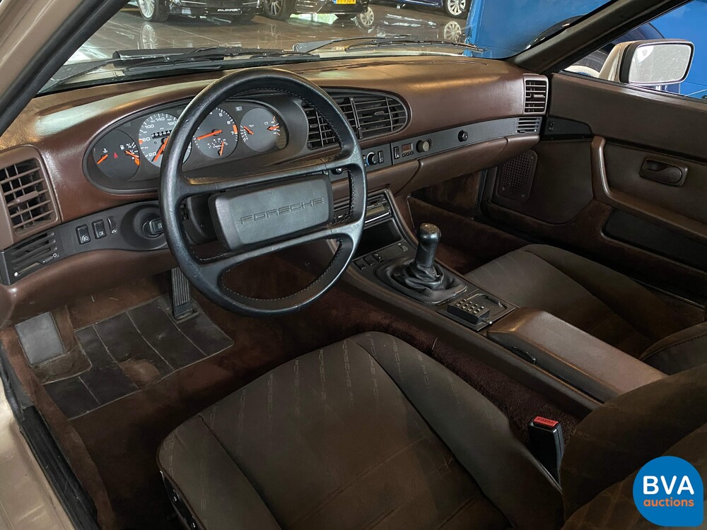 Porsche 944 2.5 Coupé 163 PS 1985, LZ-BX-82.