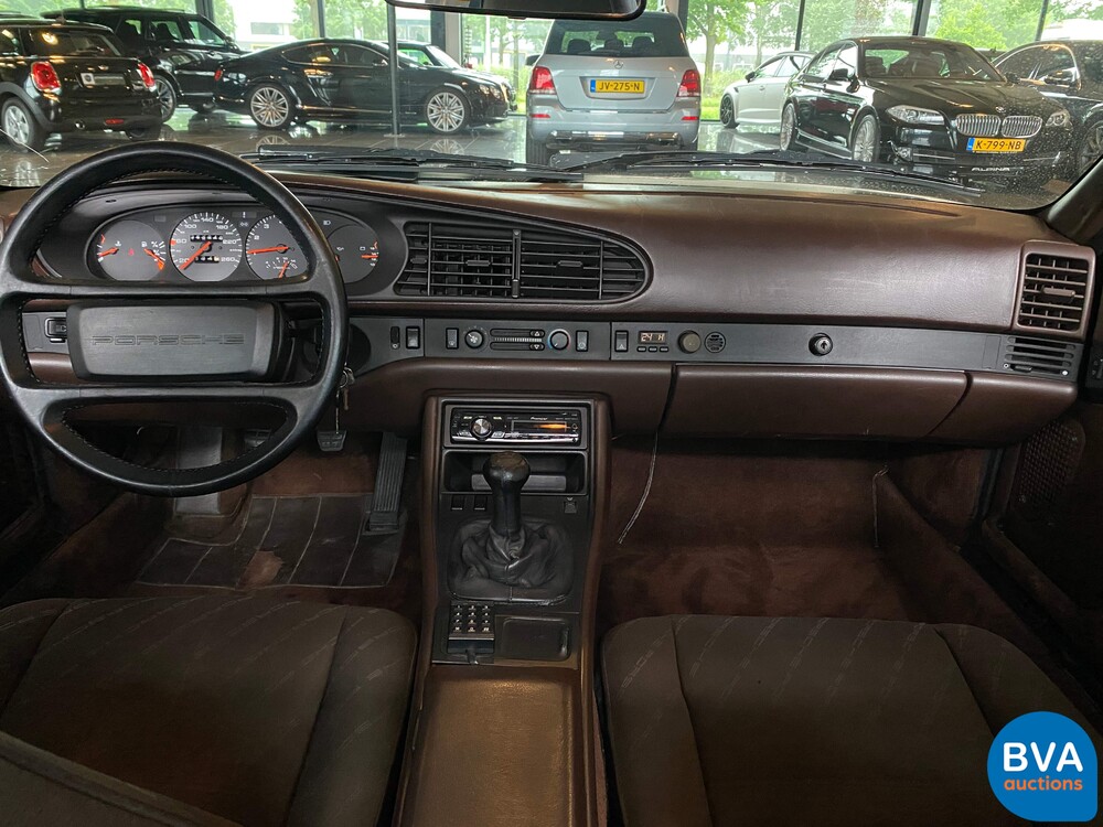 Porsche 944 2.5 Coupé 163 PS 1985, LZ-BX-82.