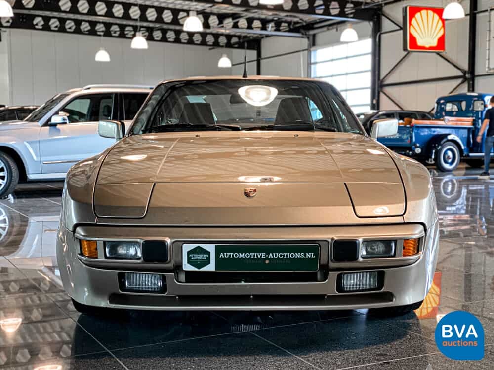 Porsche 944 2.5 Coupé 163 PS 1985, LZ-BX-82.