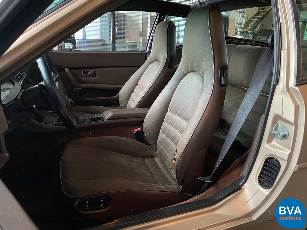 Porsche 944 2.5 Coupé 163 PS 1985, LZ-BX-82.