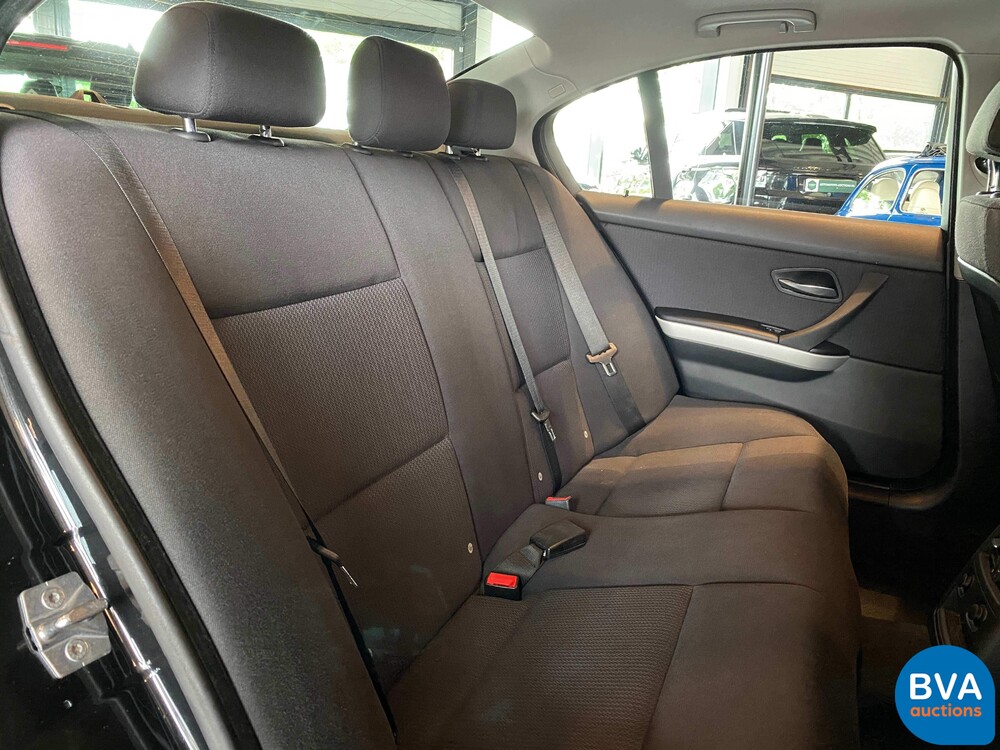 BMW 3er 316i Business Line 122PS 2010, -Org NL-, 32-KPP-1.