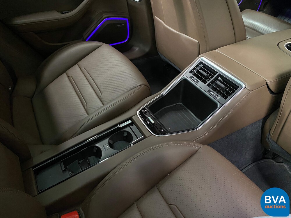 Porsche Panamera2.9 V6 Bi-Turbo Plug-In Hybrid PDK 462pk Sport-Chrono 2018.