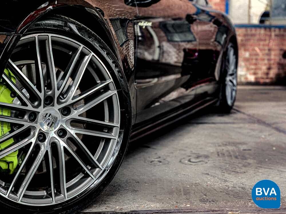 Porsche Panamera2.9 V6 Bi-Turbo Plug-In Hybrid PDK 462pk Sport-Chrono 2018.