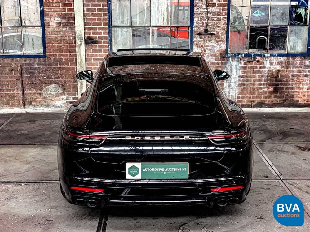 Porsche Panamera2.9 V6 Bi-Turbo Plug-In Hybrid PDK 462pk Sport-Chrono 2018.