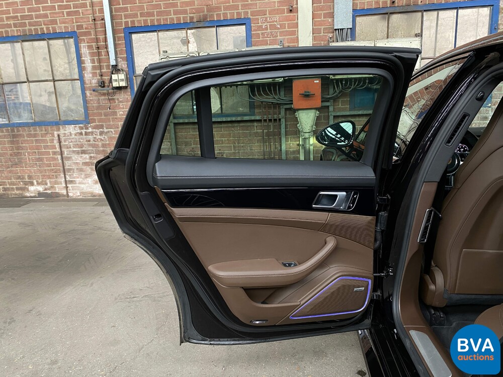 Porsche Panamera2.9 V6 Bi-Turbo Plug-In Hybrid PDK 462pk Sport-Chrono 2018.