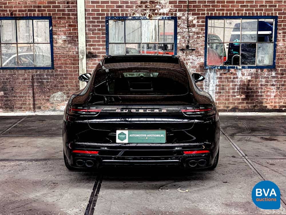 Porsche Panamera2.9 V6 Bi-Turbo Plug-In Hybrid PDK 462pk Sport-Chrono 2018.