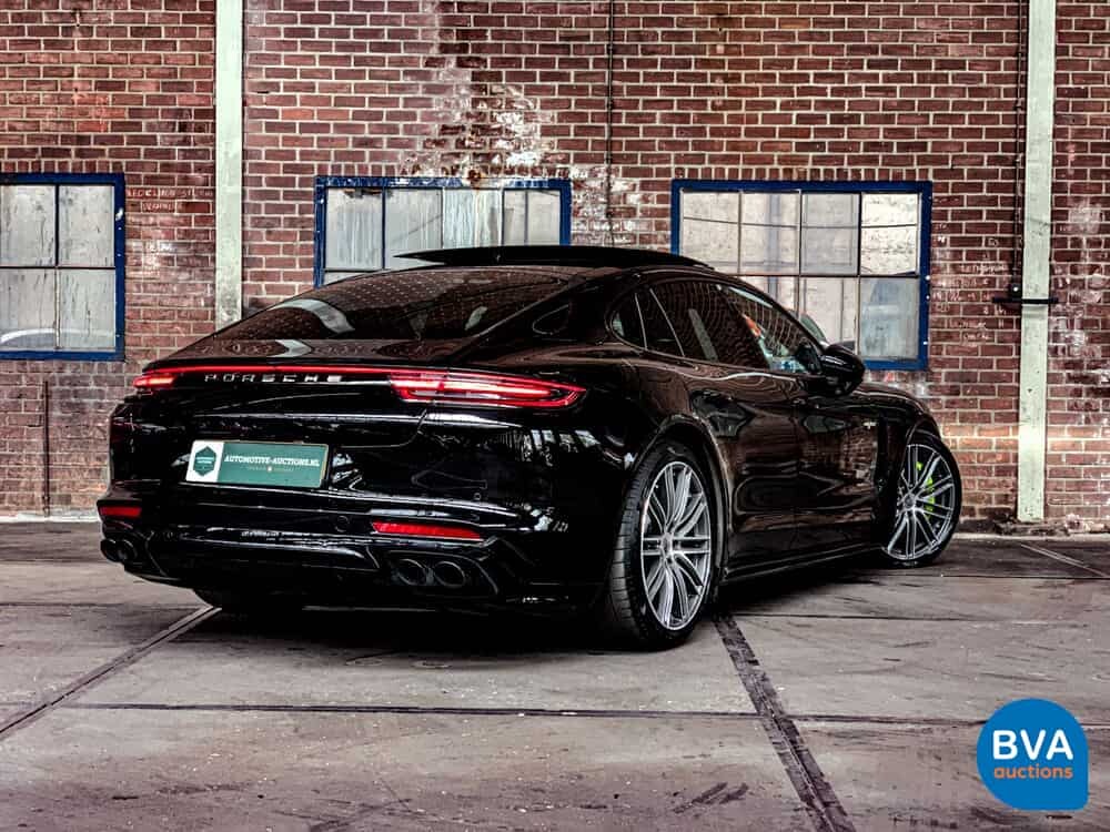 Porsche Panamera2.9 V6 Bi-Turbo Plug-In Hybrid PDK 462pk Sport-Chrono 2018.