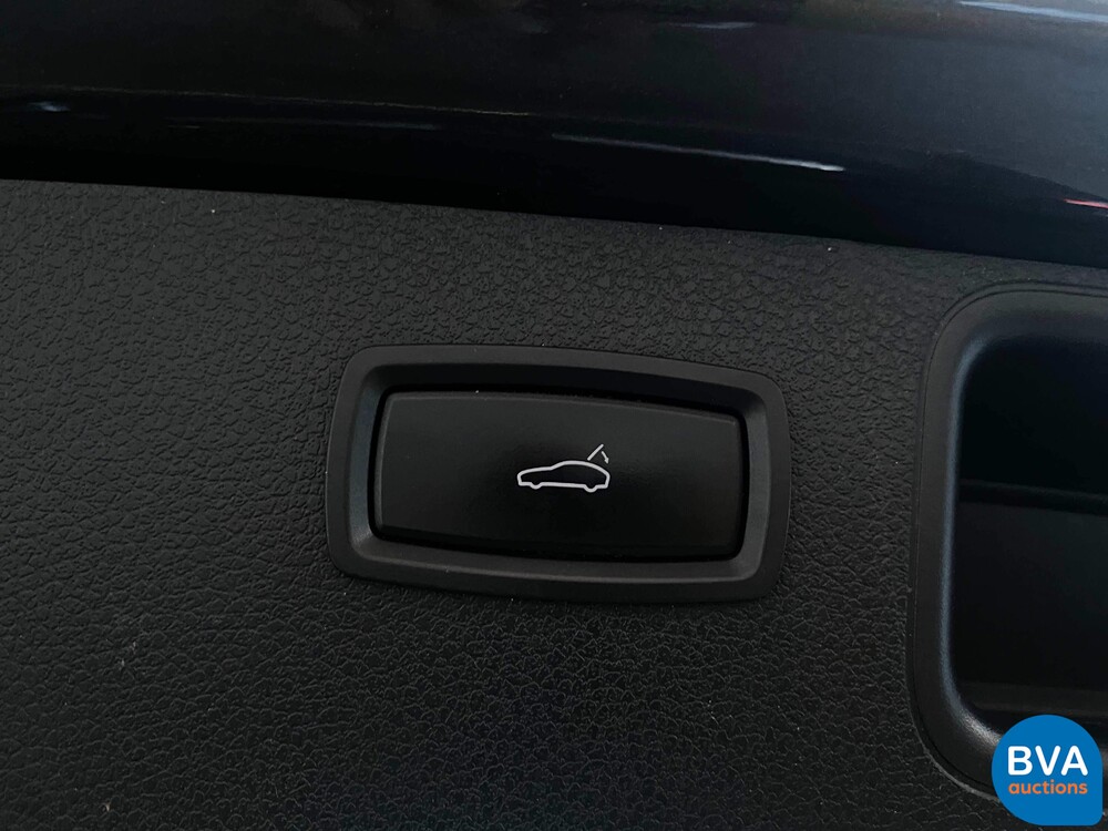 Porsche Macan GTS V6 Bi-Turbo 360hp 2016 Facelift, L-748-DB.