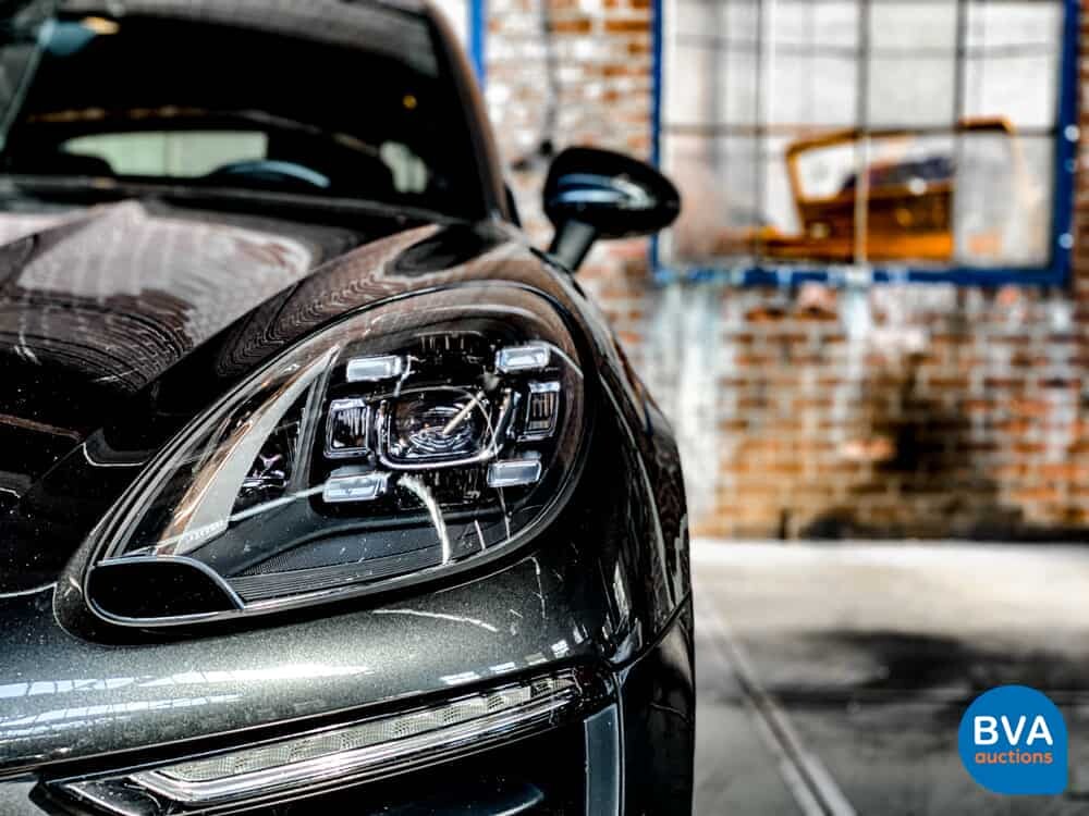 Porsche Macan GTS V6 Bi-Turbo 360hp 2016 Facelift, L-748-DB.