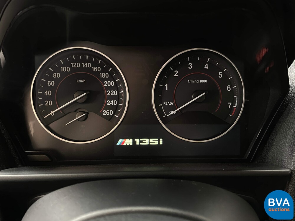 BMW M135i M-Sport 320pk M-Performance Schaltgetriebe 1-Serie 2012, NL Zulassung.