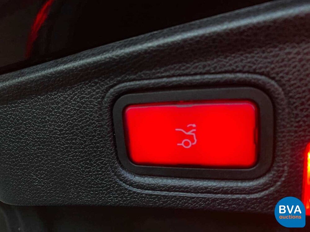 Mercedes-Benz C200 Coupé AMG NIGHT-EDITION Premium Plus C-Klasse 184PS 2018, XF-600-K.