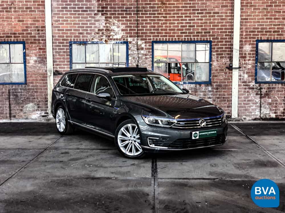 Volkswagen Passat Variant GTE 1.4 TSI 156pk 2016 -Original NL-, KN-074-R.