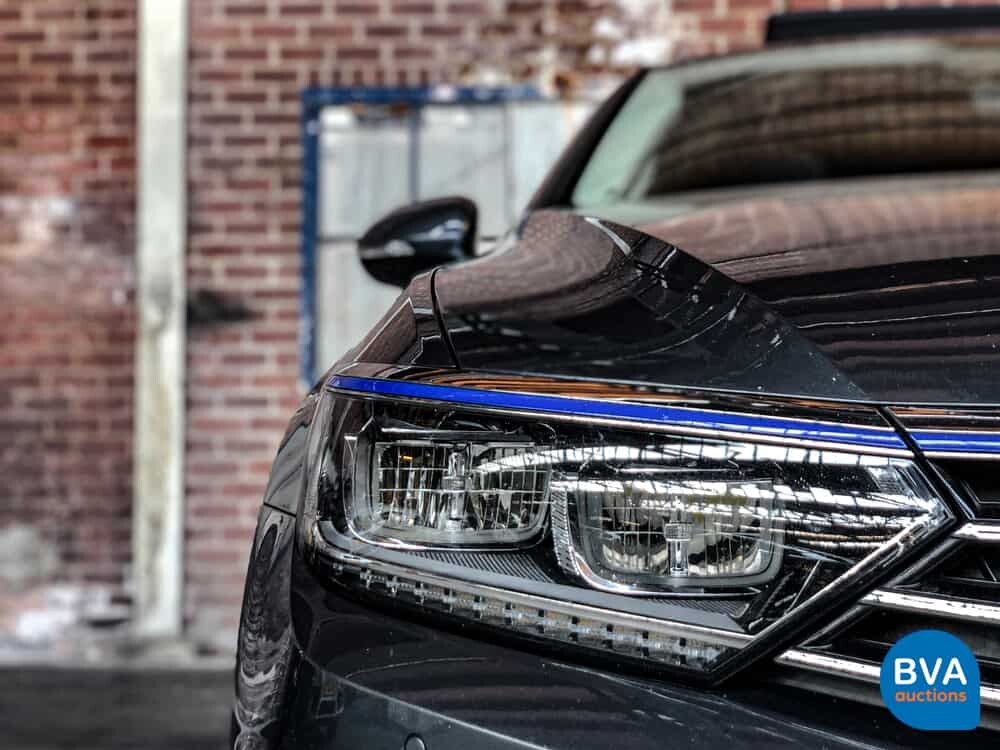 Volkswagen Passat Variant GTE 1.4 TSI 156pk 2016 -Original NL-, KN-074-R.