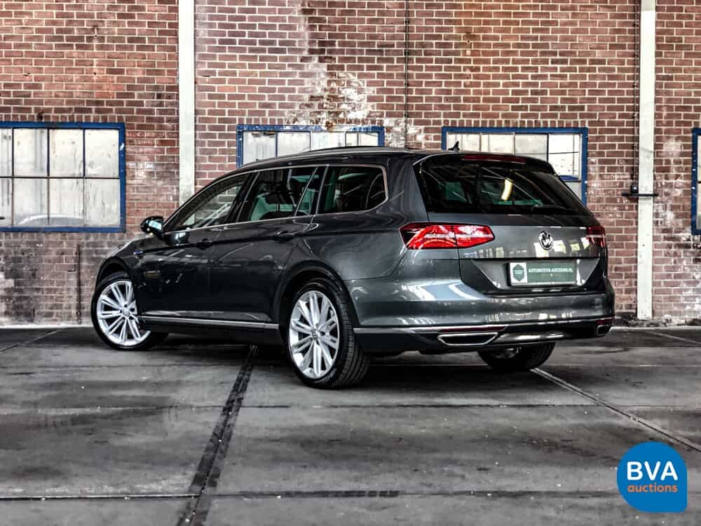 Volkswagen Passat Variant GTE 1.4 TSI 156pk 2016 -Original NL-, KN-074-R.