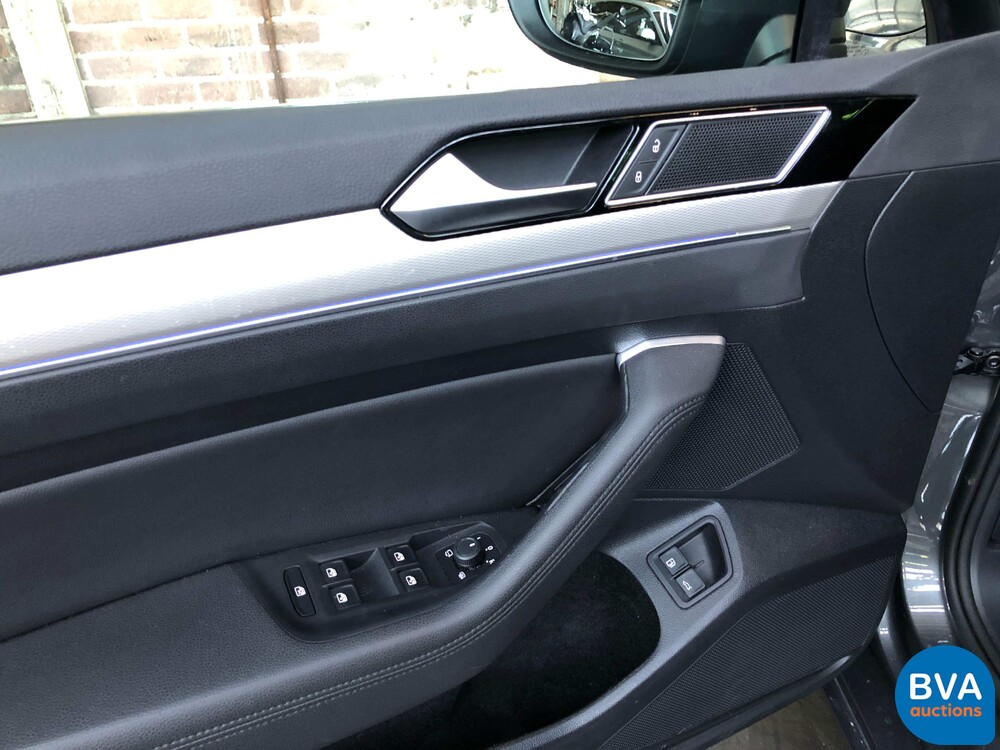 Volkswagen Passat Variant GTE 1.4 TSI 156pk 2016 -Original NL-, KN-074-R.