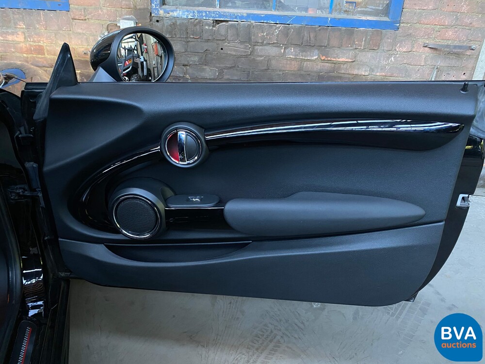 Mini-Cooper 2.0 John Cooper Works (JCW) Chile 231 PS 2016 F56, G-661-FG.